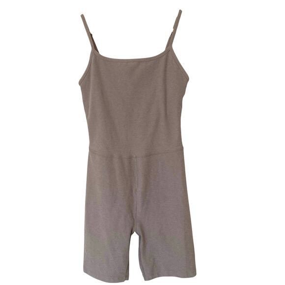 BEYOND YOGA Spacedye Pace Biker Jumpsuit Birch Heather, Size Medium - Picture 15 of 15